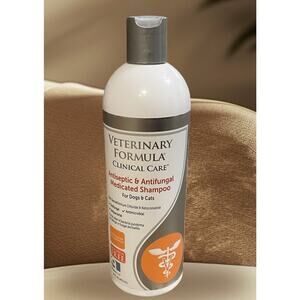 SYNERGY LABS Antiseptic Antifungal Antibacterial Pet Medicated Shampoo Cat Dog